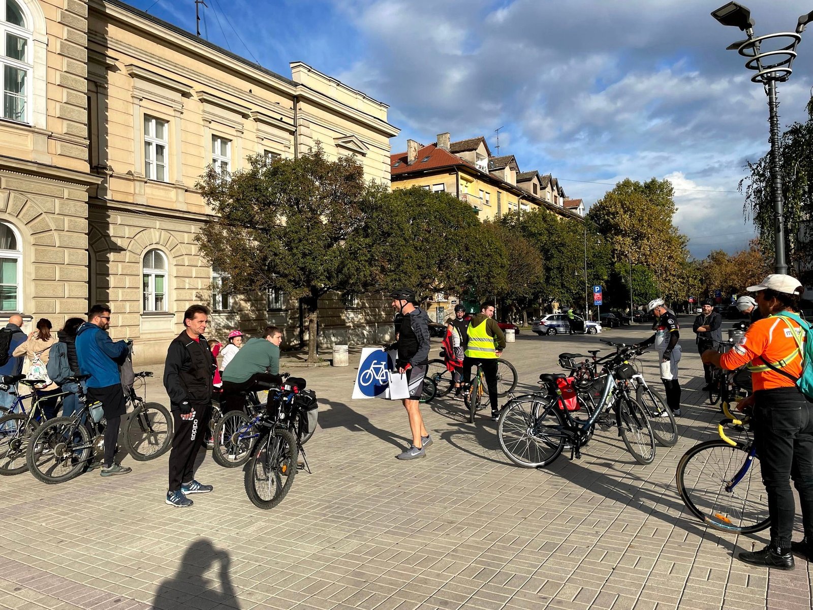 Мењамо Заједно